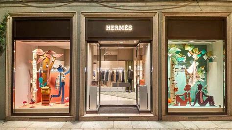 borse rubate hermes|Ladri di borse da Valentino a Roma, bottino da 140mila euro.